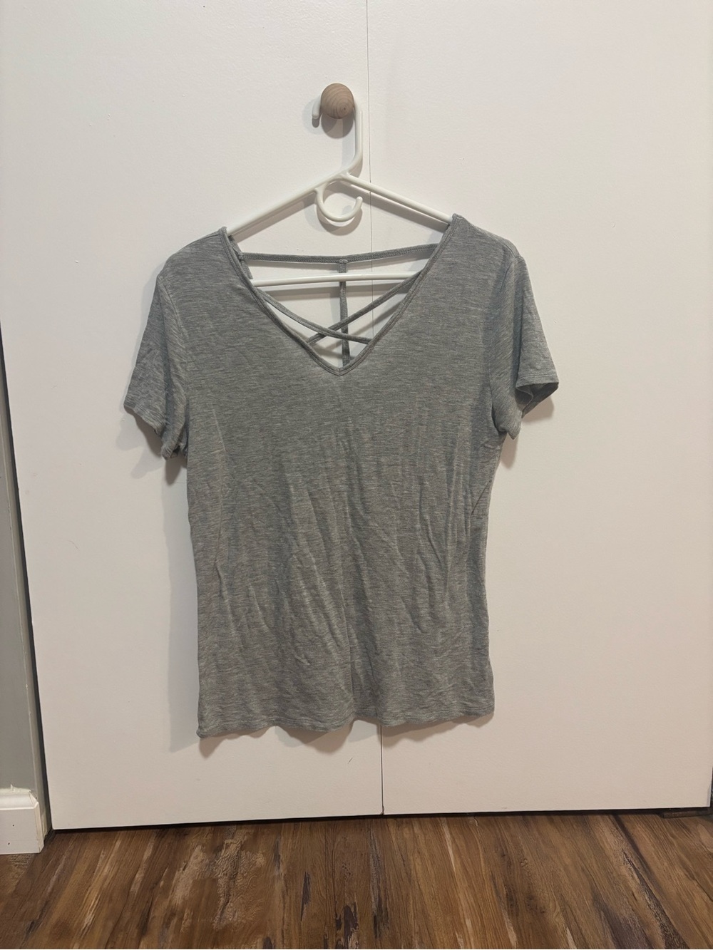 SO Crisscross V-Neck Short Sleeve Tee - Gray